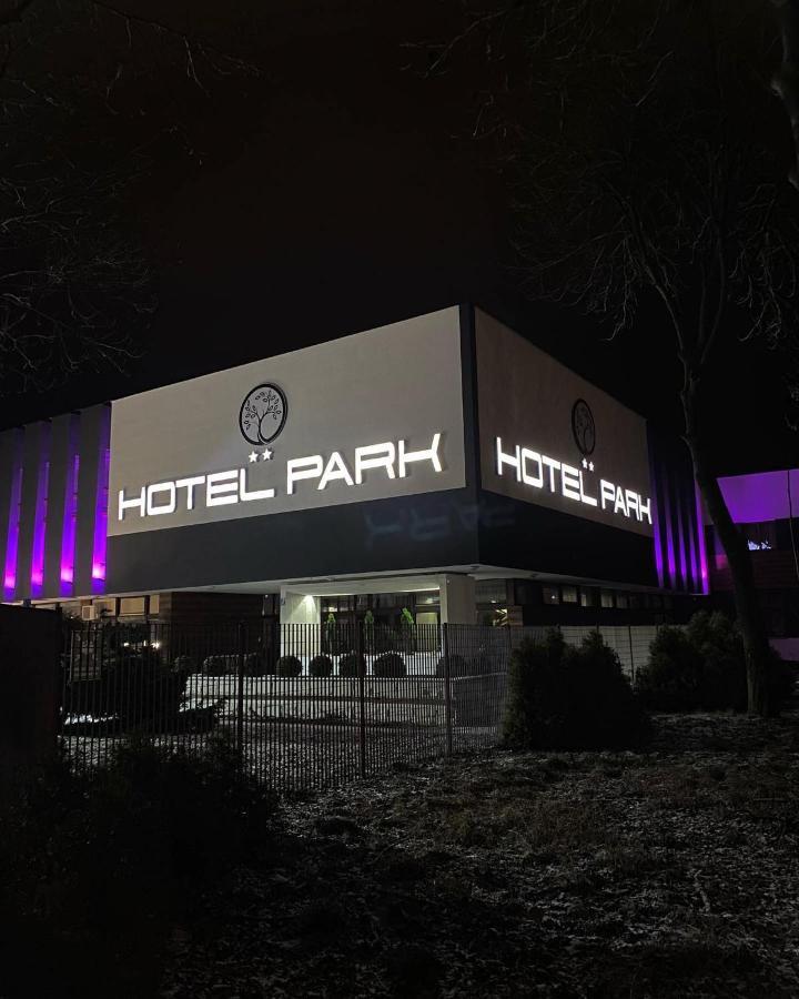 Hotel Park Opoczno Eksteriør bilde