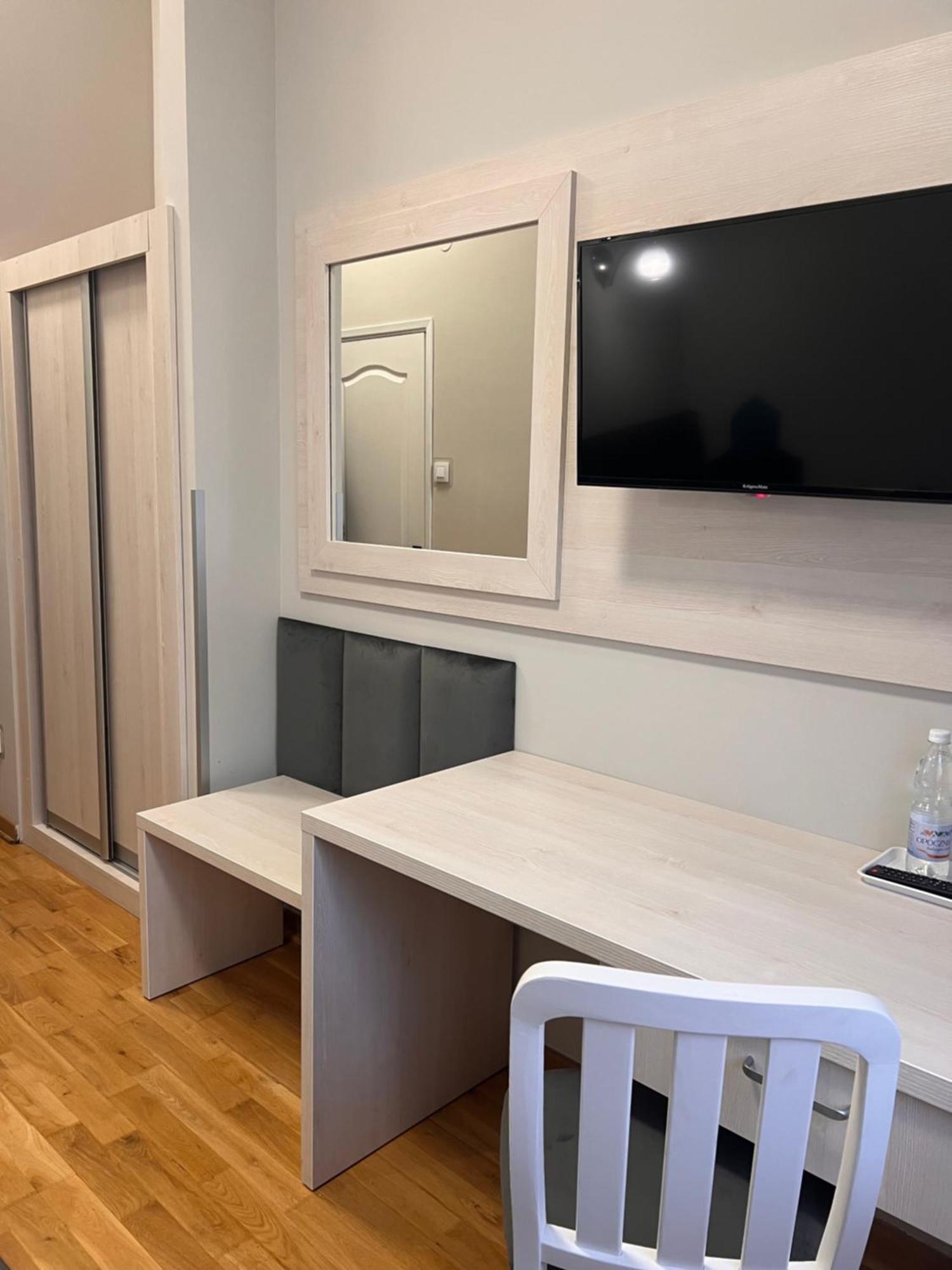 Hotel Park Opoczno Eksteriør bilde