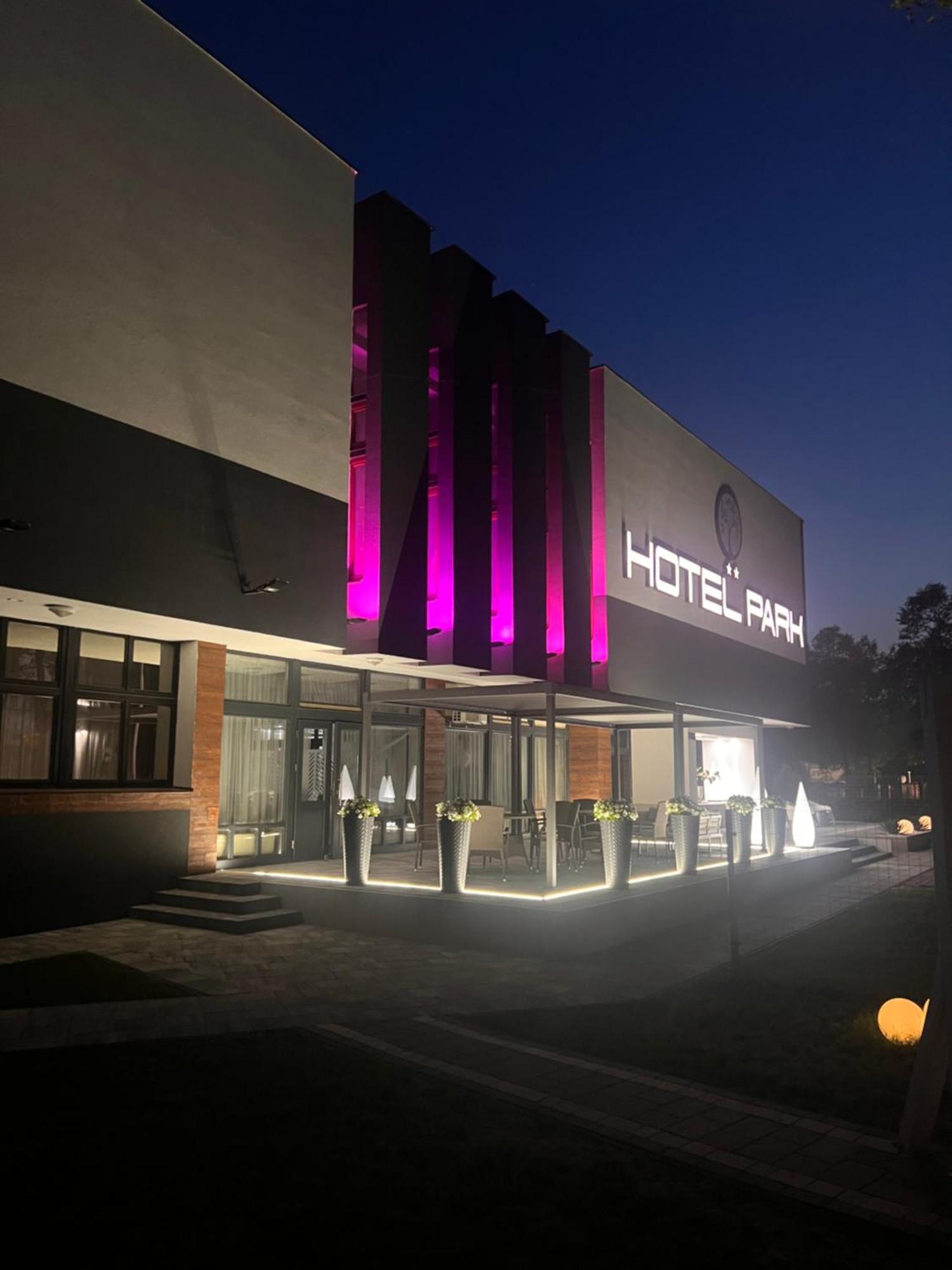 Hotel Park Opoczno Eksteriør bilde