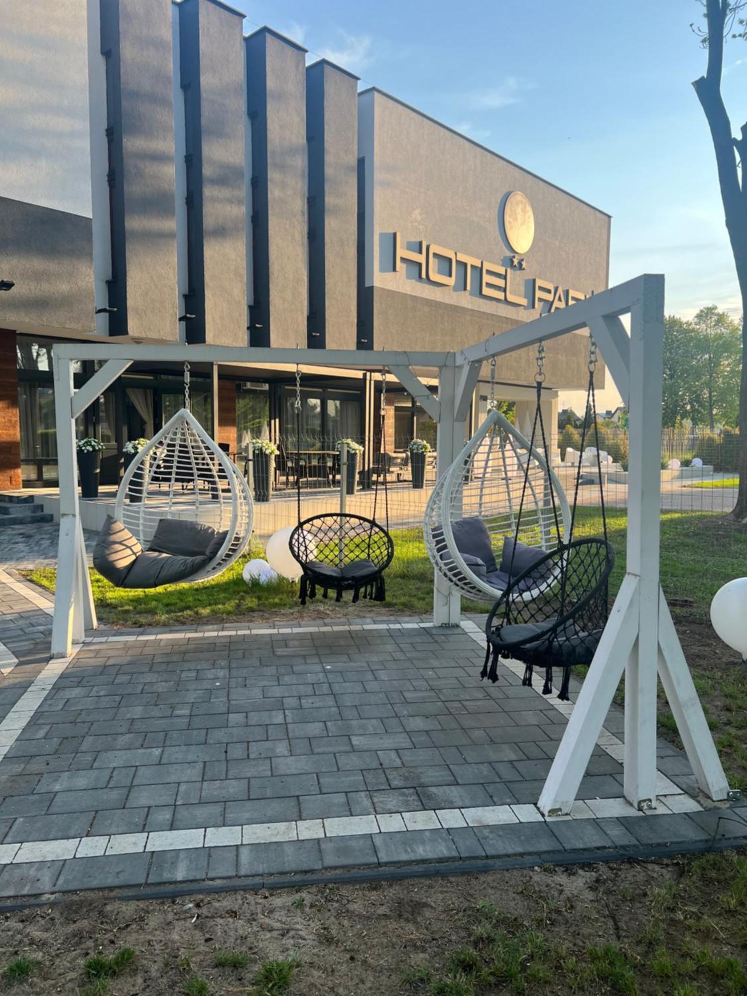 Hotel Park Opoczno Eksteriør bilde